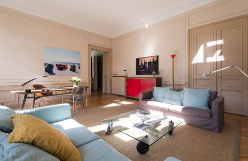 Figares House | Samanta Narzan 2BD located in Cifrantelo