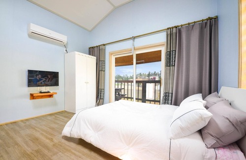 Samcheok House | Samcheok Good Friend Pension