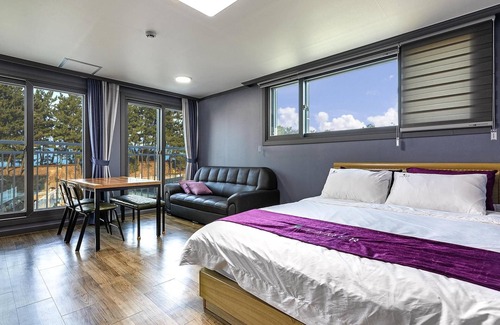 Samcheok House | Samcheok Lamer Pension