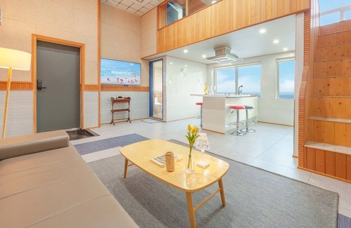 Samcheok House | Samcheok Peacehousing Spa Pet Pension