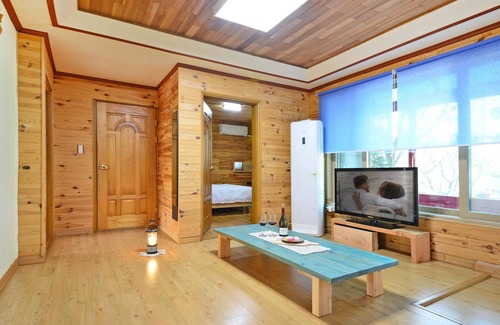Samcheok House | Samcheok View of Sea Pension