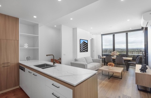 Heidelberg Heights Apartment | Samma | 2BR Modern Elegance on Bell Street
