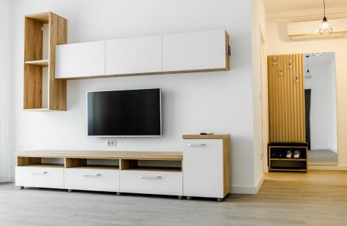 Craiova Apartment | Samplus Central Apartment