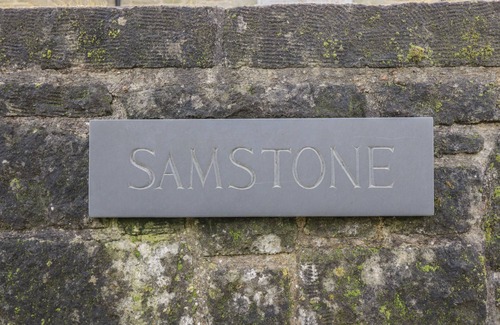 Donhead Saint Andrew House | SAMSTONE, pet friendly, with open fire in Ludwell