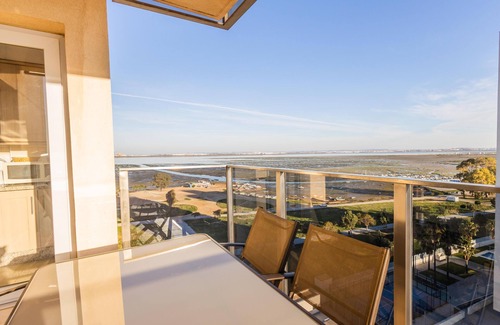 San Fernando Apartment | San Fernando Torres de la Caseria JP