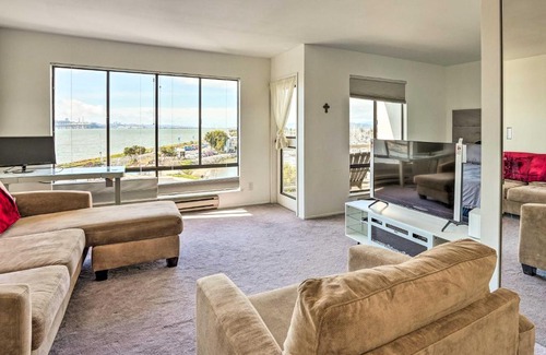 Emeryville Apartment | San Francisco Area Studio with Bay Views!