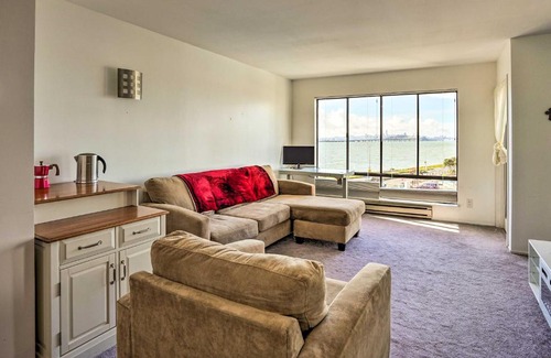 Emeryville Apartment | San Francisco Area Studio with Bay Views!