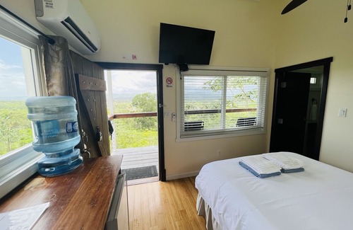 San Ignacio House | San Ignacio Guesthouse - AC, Wifi, Cable & Views