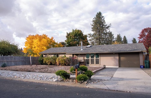 Coeur d'Alene House | Sanctuary🪻 Centrally Located! Easy access to Silverwood, downtown and beaches.