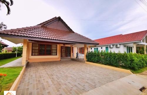Chakphong Resort | Sand-D House Pool Villa C18 at Rock Garden Beach Resort Rayong