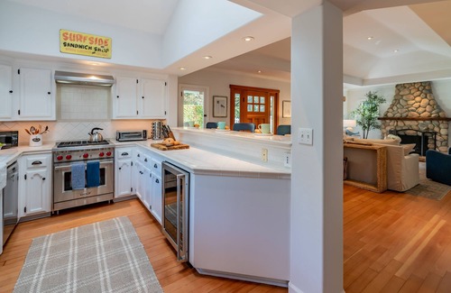 Montecito House | Sand Dollar Retreat - Classic Montecito Craftsman
