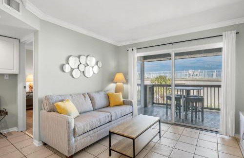 Fernandina Beach Apartment | Sand Dollar Villas 306 - Seaview Oasis- Bdconly - Sandollarvr