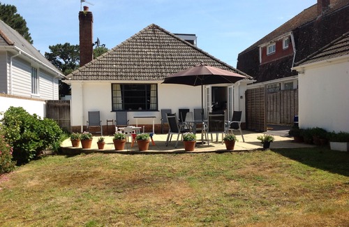 Sandbanks House | Sandbanks Holiday Home Poole 5 minutes walk to the BeachnSleeps 8/9
