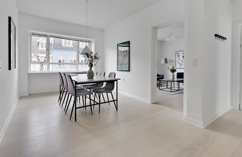 Roskilde Apartment | Sanders Fjord 2 - Smart 1-bdr Apt Near Cathedral