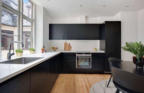 Nyhavn - Amalienborg Apartment | Sanders Square - Spacious 6-Bdr Apt Near Nyhavn