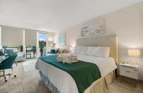 Miramar Beach Apartment | Sandestin Bayfront Studio with balcony and breathtaking views