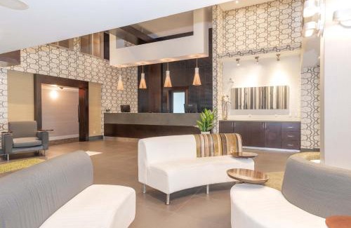 Clearbrook Hotel | Sandman Hotel and Suites Abbotsford