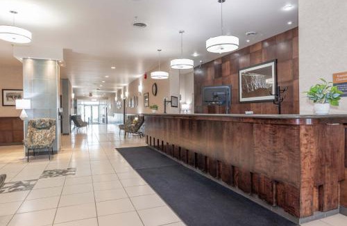 South Lethbridge Hotel | Sandman Hotel Lethbridge