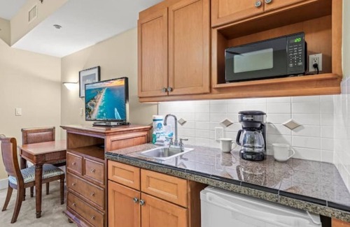 Fort Walton Beach - Destin Apartment | Sandpiper Perch- Studio, sleeps 4 in Sandestin Resort