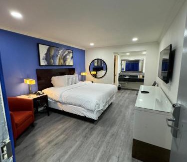 La Sierra Hotel | Sands Motel