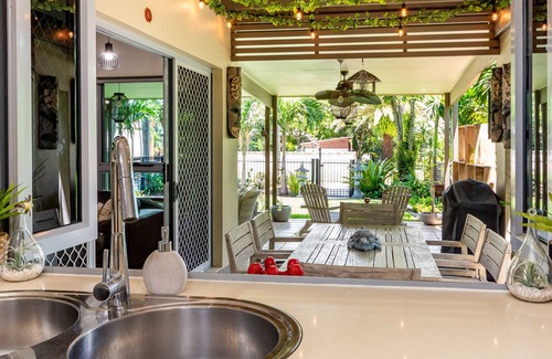 Sandstone Point House | Sandstone Piece of Paradise