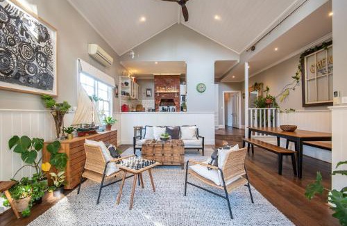 Sandringham House | Sandy Village Retreat Heated Pool Bay Views