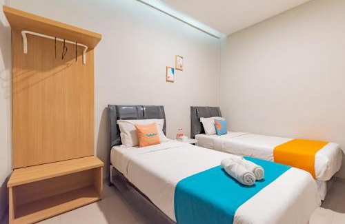 Malang Hotel | Sans Hotel Bobosini Malang by RedDoorz