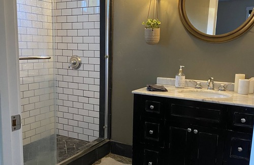 Santa Cruz House | Santa Cruz Coastal Mountain Retreat near UCSC and beaches