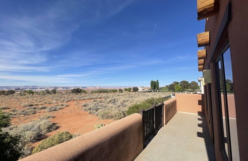 Page House | Santa Fe Style Custom Home - Hot Tub, Gorgeous View at Desert Edge!