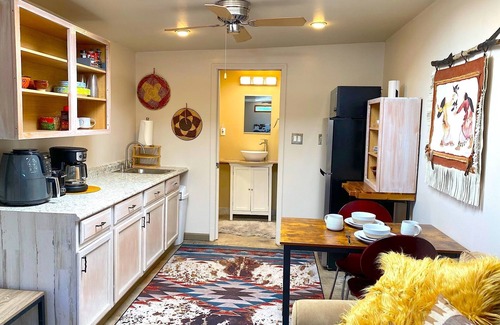 Desert Hills House | Santa Fe Suite