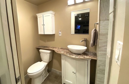 Desert Hills House | Santa Fe Suite