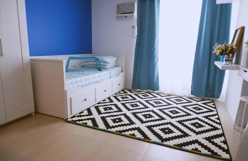 South Triangle Apartment | Santorini at Vertis North