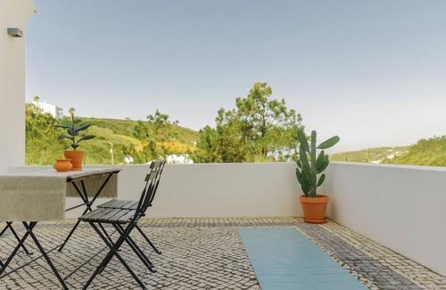 Barril de Cima Villa | SÃONE Guesthouse - a hidden sanctuary next to the vibrant surf town of Ericeira