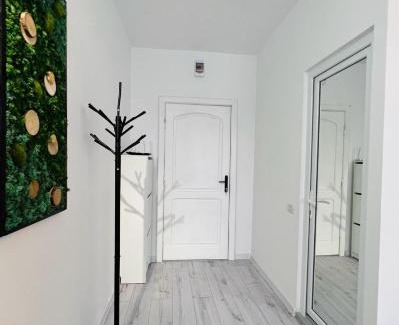Curtea De Arges Apartment | Sara room
