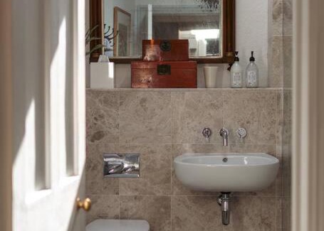 Holt Apartment | Sarah's - A townhouse apartment in Georgian Holt