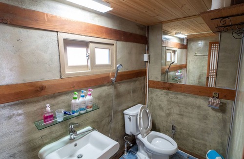 Jeonju House | Sarangroo