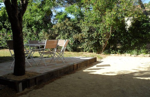 Caux House | Sarsaparilla, comfort and tranquility close to Pezenas