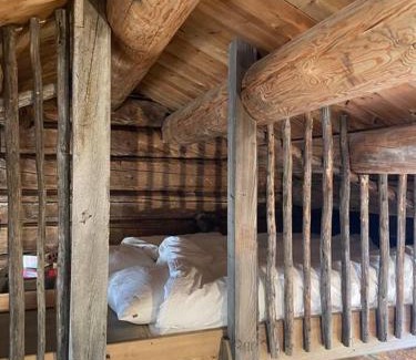 Skjaak House | Sauefjøset - Idyllisk gardstun fra 1800-tallet