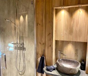 Skjaak House | Sauefjøset - Idyllisk gardstun fra 1800-tallet