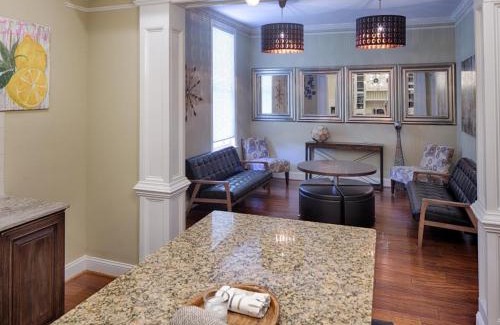 Old West Broad Neighborhood House | Savannah Lez Frederick: Gallery