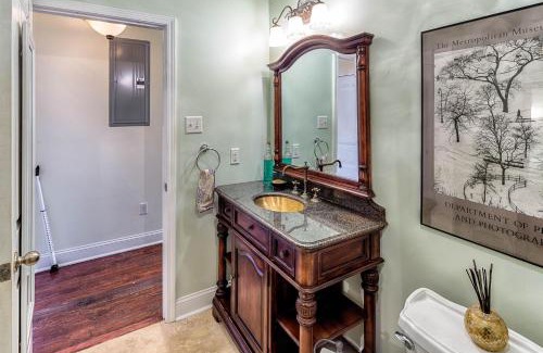 Historic District - North Apartment | Savannah Serendipity