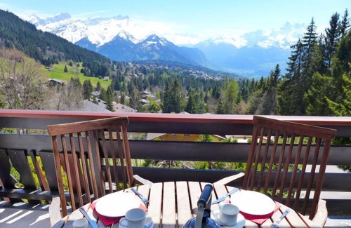 Villars-sur-Ollon Apartment | Savoie 1 by Interhome