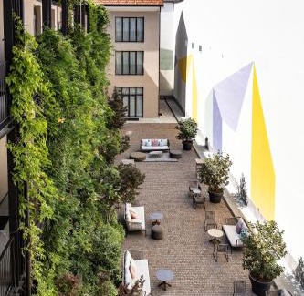 Porta Genova Hotel | Savona 18 Suites