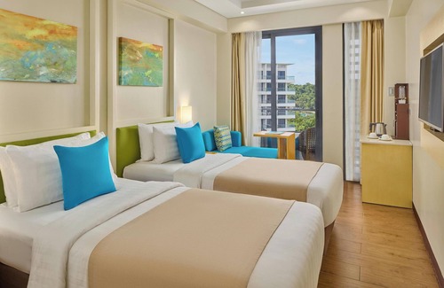 Yapak Hotel | Savoy Hotel Boracay near Newcoast Beach