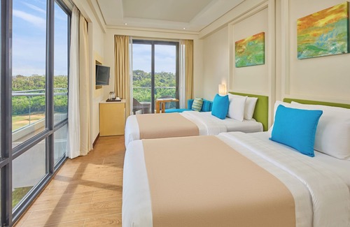 Yapak Hotel | Savoy Hotel Boracay near Newcoast Beach