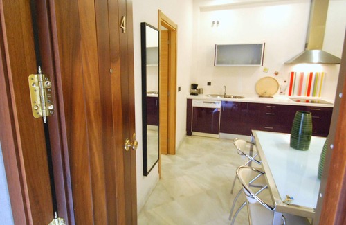 Alameda Apartment | SC4 1 Bedroom Apartment With Wifi/Air Conditioning/Kitchen in Historic Center