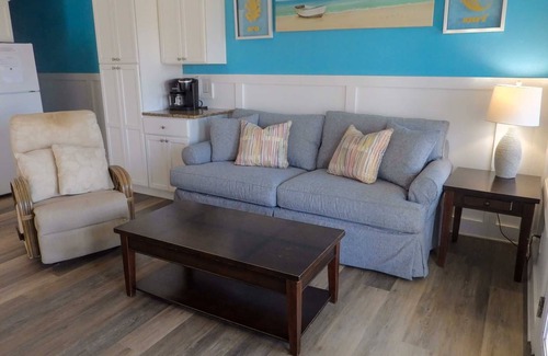 Cape San Blas Cottage | Scallop Cove #5 - The Blue Tortuga - Bayfront, Pet Friendly, Save 15% on 25' Bookings!
