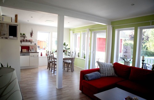 Salzwedel Apartment | Scandinavian charm - sun-drenched terrace - Quiet location - New!
