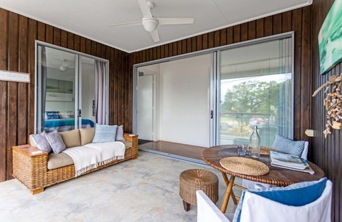 Scarborough Apartment | Scarborough beach break holidays - Unit 2