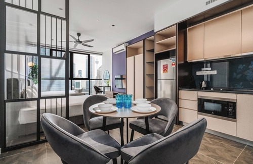 Kuala Lumpur City Centre Apartment | Scarletz KLCC Apartments By Soulasia